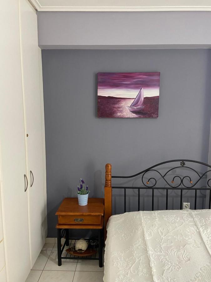 Vivian'S Apartment Халкис Екстериор снимка